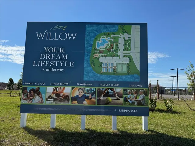 a view of outdoor area