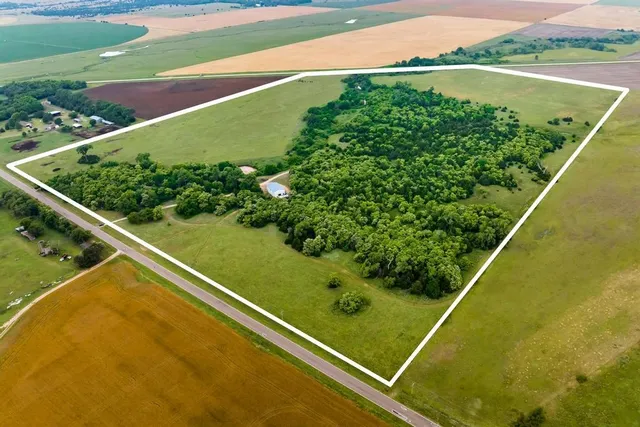 $599,900 | 13522 Southeast 180 Street, Norwich, KS 67118