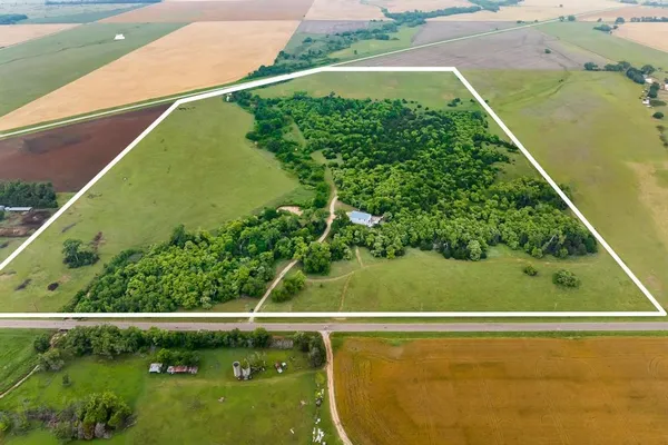 $599,900 | 13522 Southeast 180 Street, Norwich, KS 67118