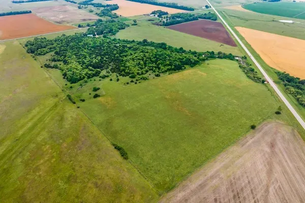 $599,900 | 13522 Southeast 180 Street, Norwich, KS 67118