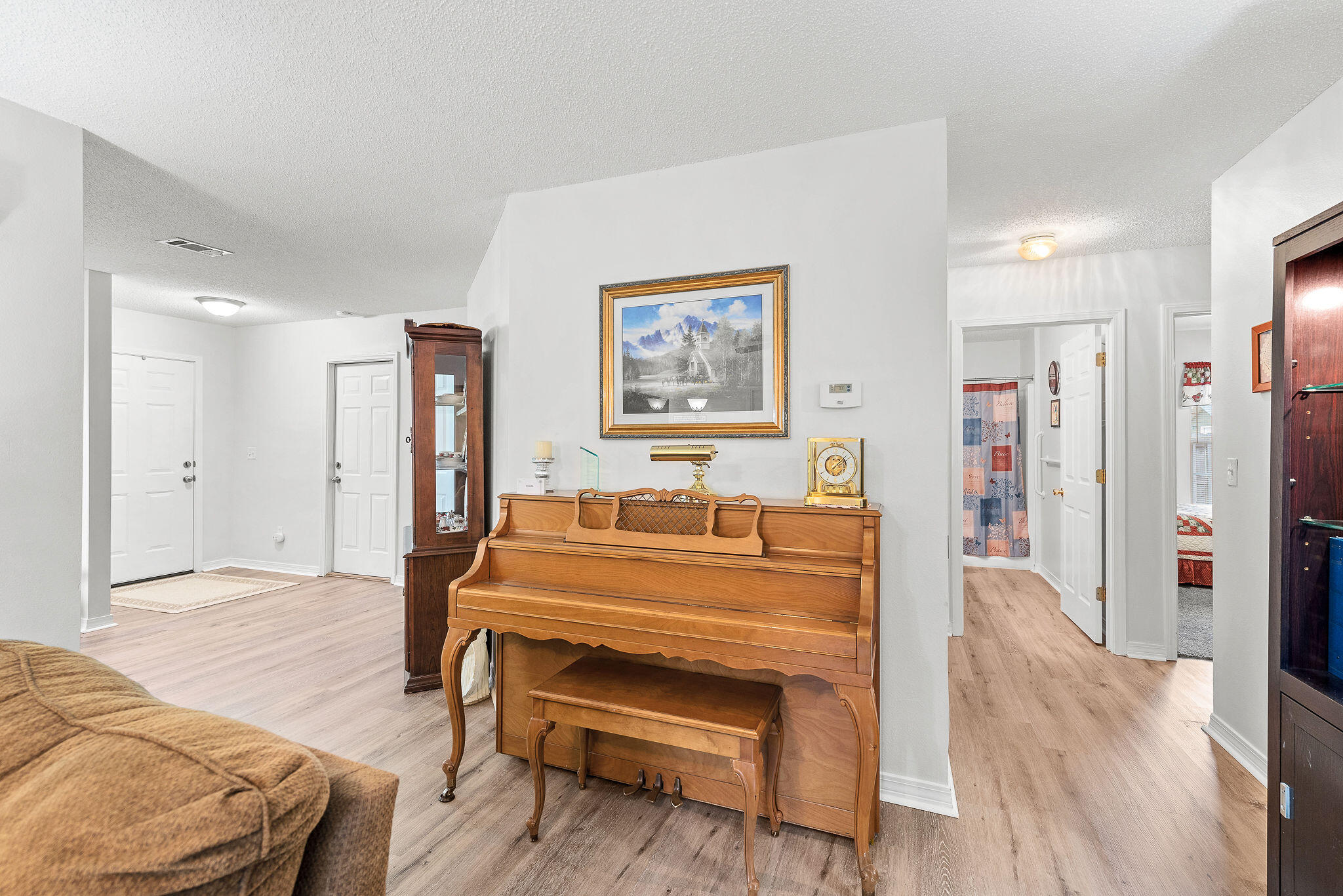 4696 Falcon Way Crestview, FL 32539 - Photo 5 of 14 Gallery Image 5