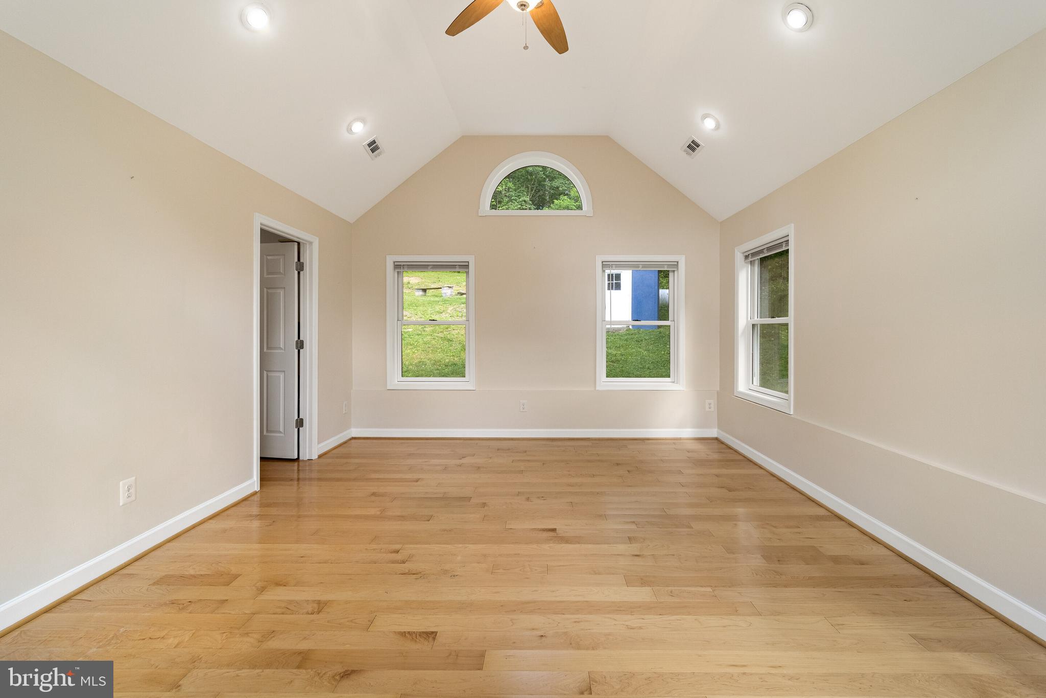 9599 Elihu Hill Road Marshall, VA 20115 - Photo 14 of 40 Gallery Image 14