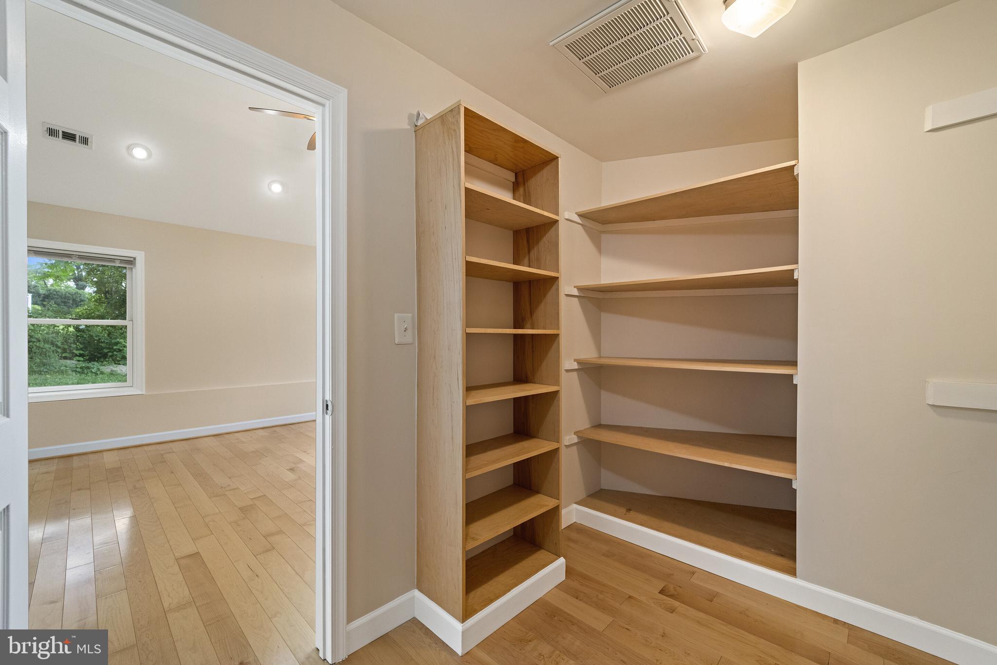 9599 Elihu Hill Road Marshall, VA 20115 - Photo 16 of 40 Gallery Image 16