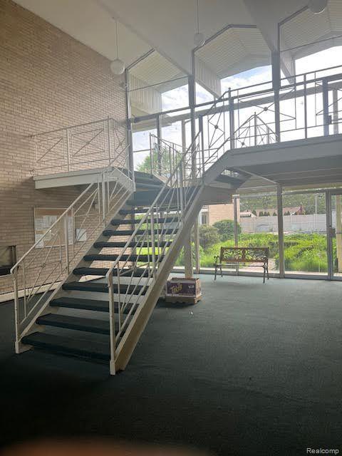 7350 Inkster Road, Unit 19 Dearborn Heights, MI 48127 - Photo 7 of 32