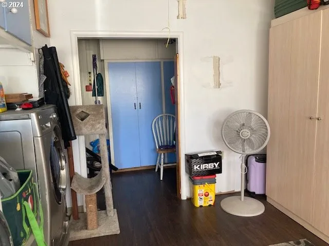 a view of entryway with wooden floor