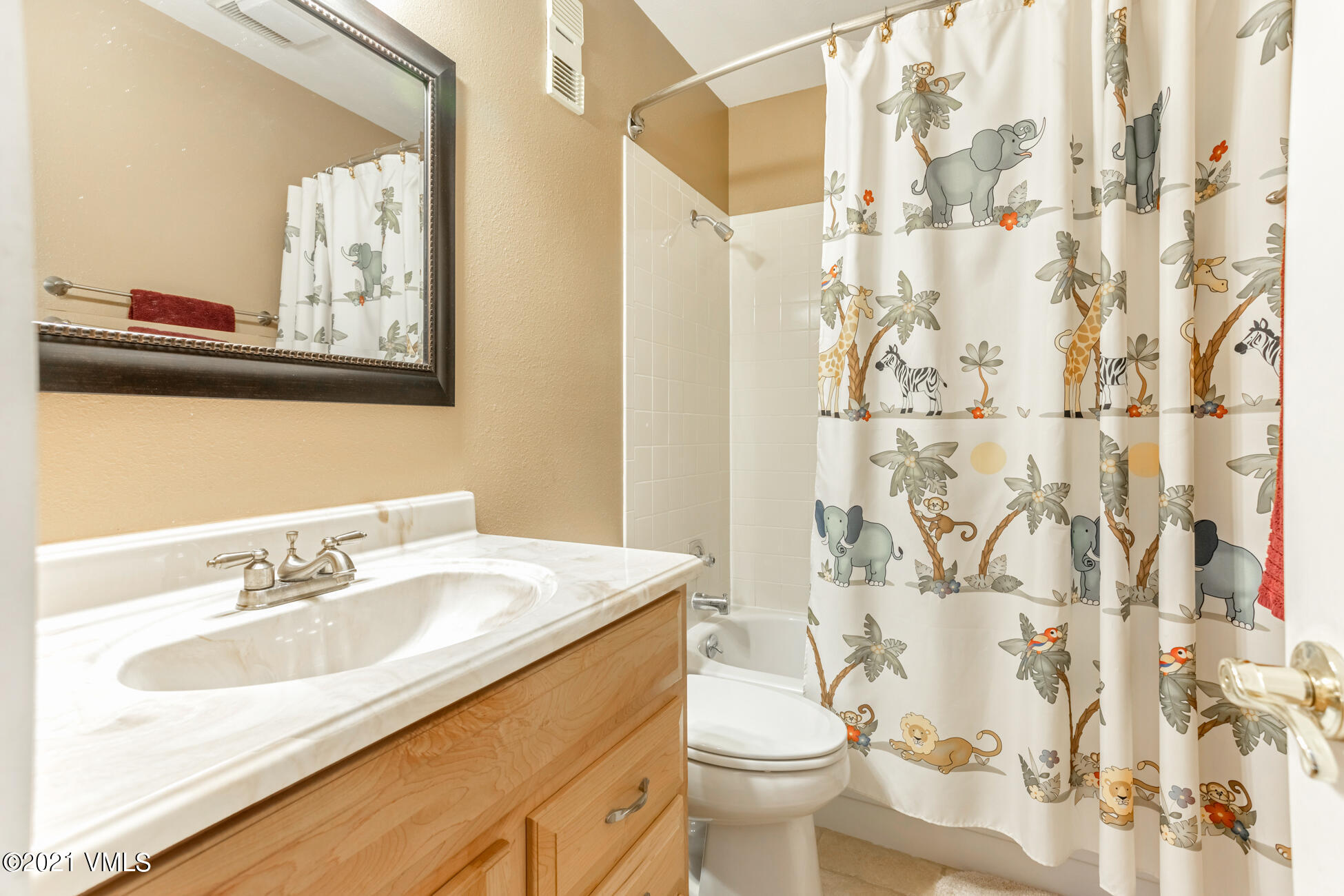 280 Gopher Road, Unit 29 Avon, CO 81620 - Photo 8 of 14 a bathroom with a sink toilet and shower