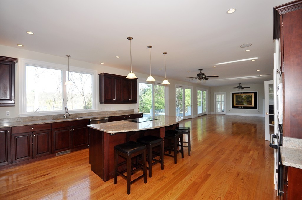 183 Newtown Road Acton, MA 01720 - Photo 8 of 27