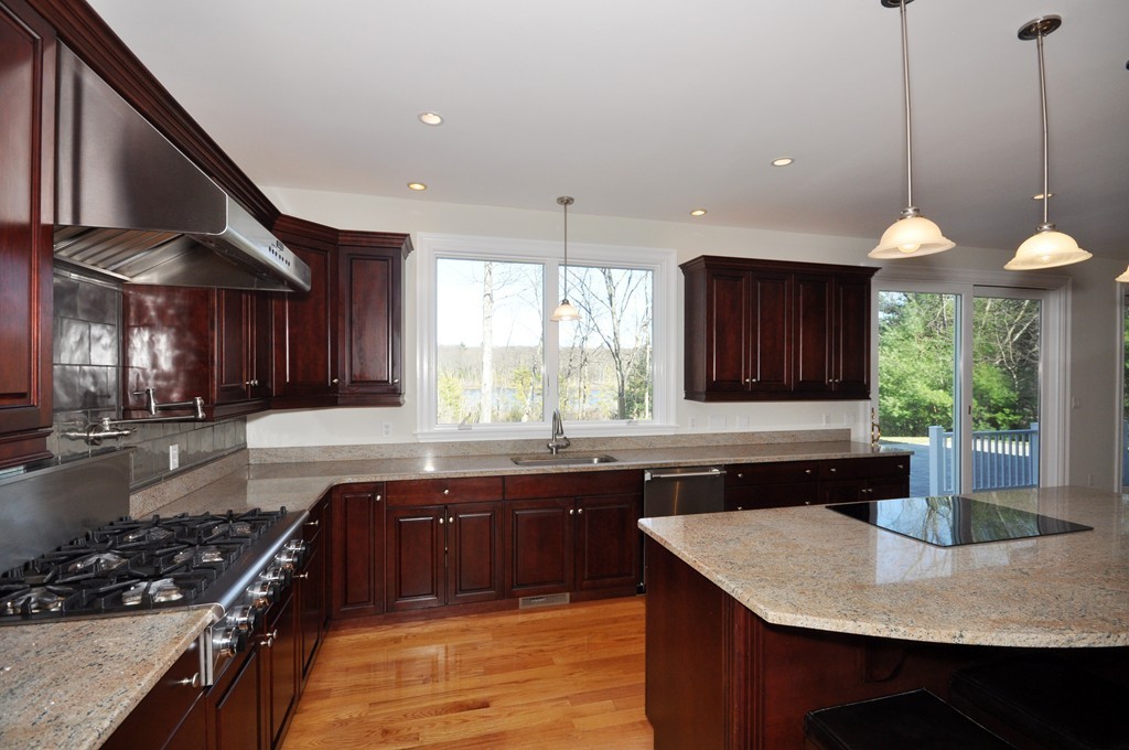 183 Newtown Road Acton, MA 01720 - Photo 10 of 27