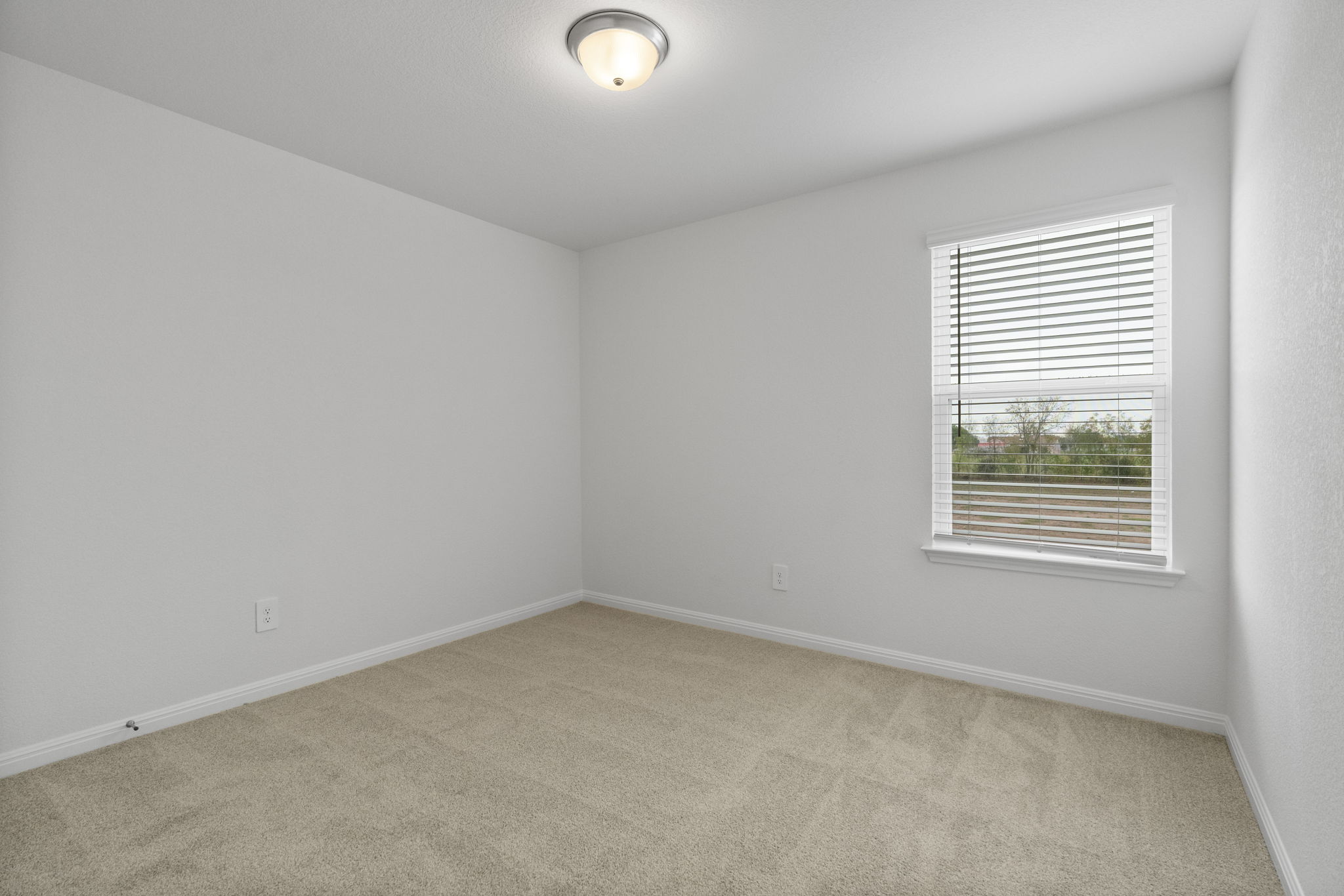104 Boondoggle Ridge Cedar Creek, TX 78612 - Photo 27 of 33 an empty room with a window