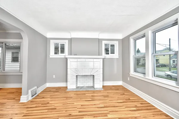 $234,900 | 345 East Goulson Avenue, Hazel Park, MI 48030