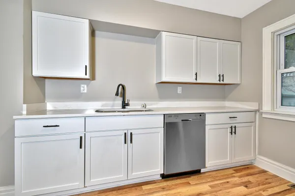 $234,900 | 345 East Goulson Avenue, Hazel Park, MI 48030