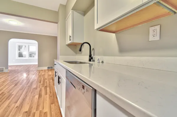 $234,900 | 345 East Goulson Avenue, Hazel Park, MI 48030