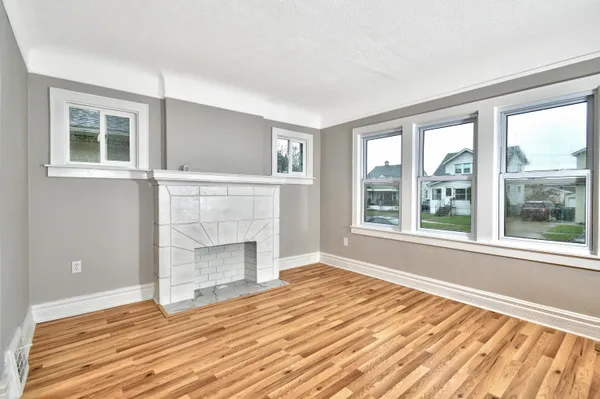 $234,900 | 345 East Goulson Avenue, Hazel Park, MI 48030