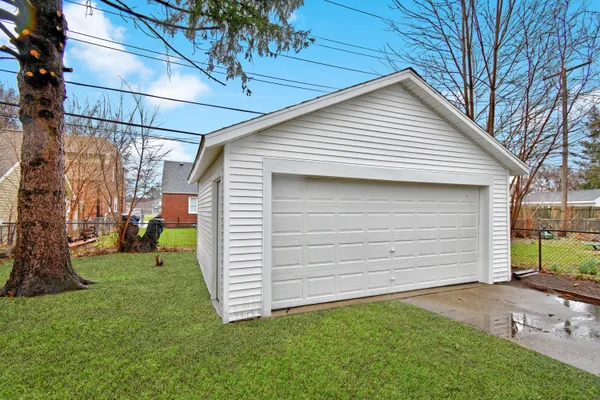 $234,900 | 345 East Goulson Avenue, Hazel Park, MI 48030