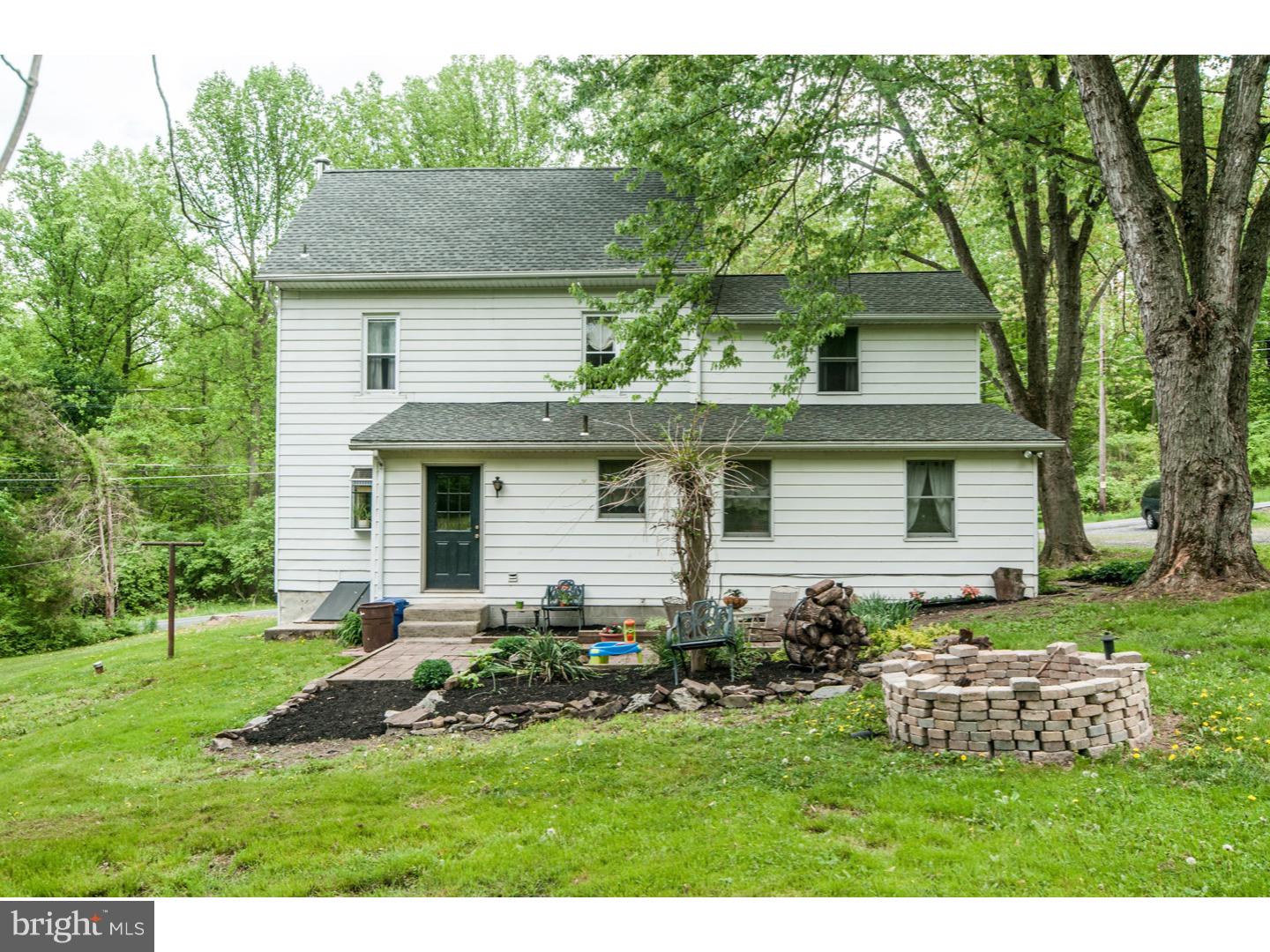 209 Chapel Hill Road Reading, PA 19608 - Photo 22 of 25