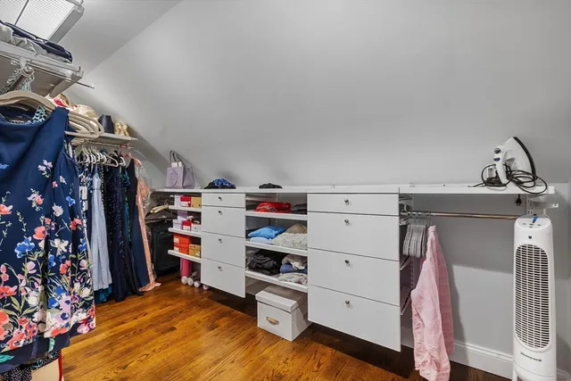 $900,000 | 60 Willow Road, Nahant, MA 01908