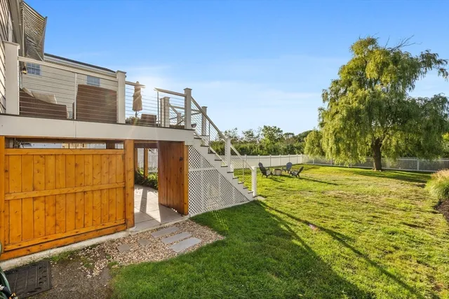 $900,000 | 60 Willow Road, Nahant, MA 01908