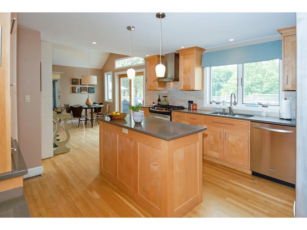 4 Chase Lane Stratham, NH 03885 - Photo 8 of 36