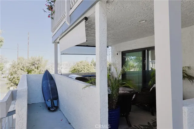 a view of a entryway