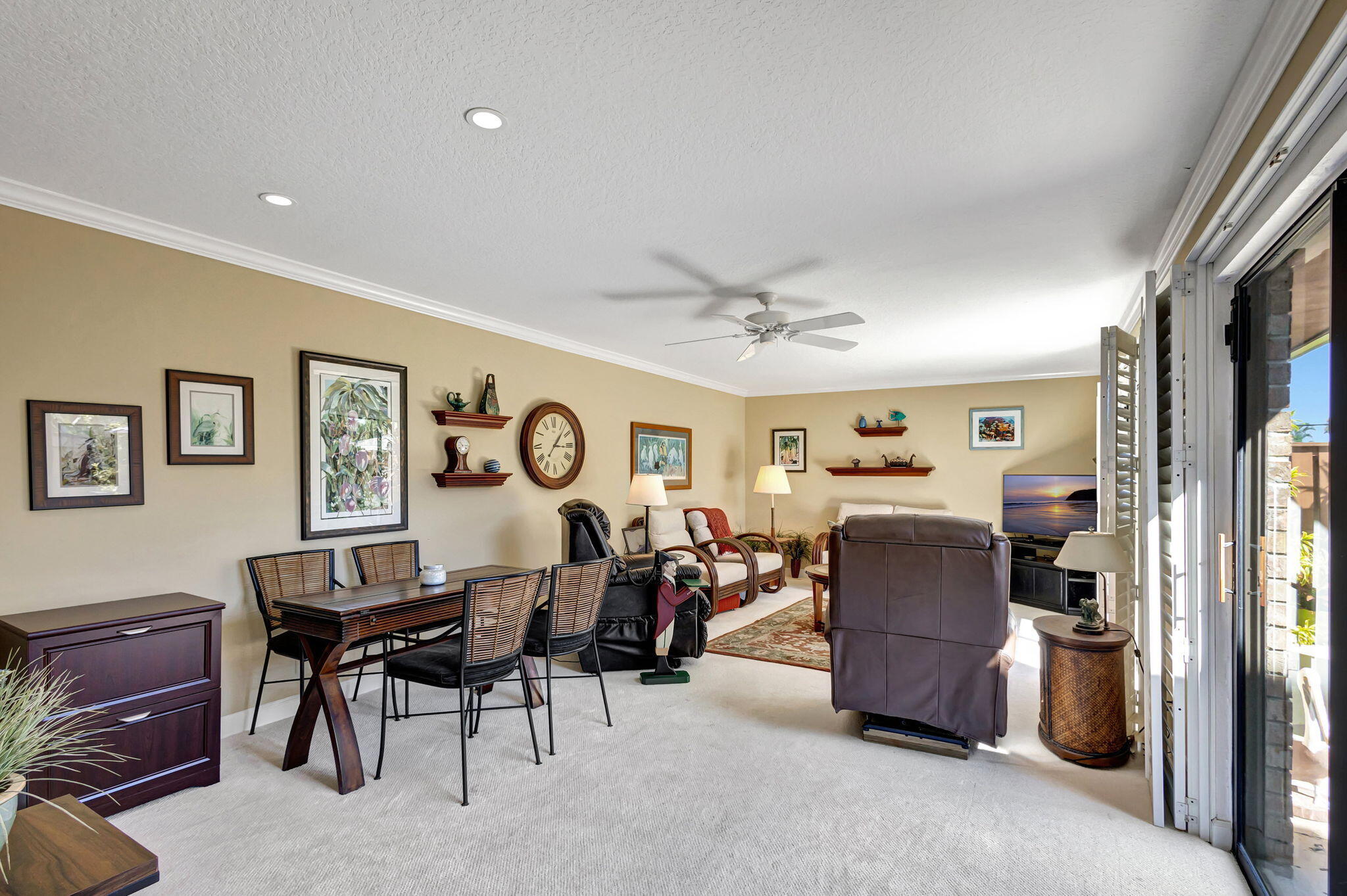 1420 Ocean Way, Unit 23B Jupiter, FL 33477 - Photo 12 of 29 a living room with furniture
