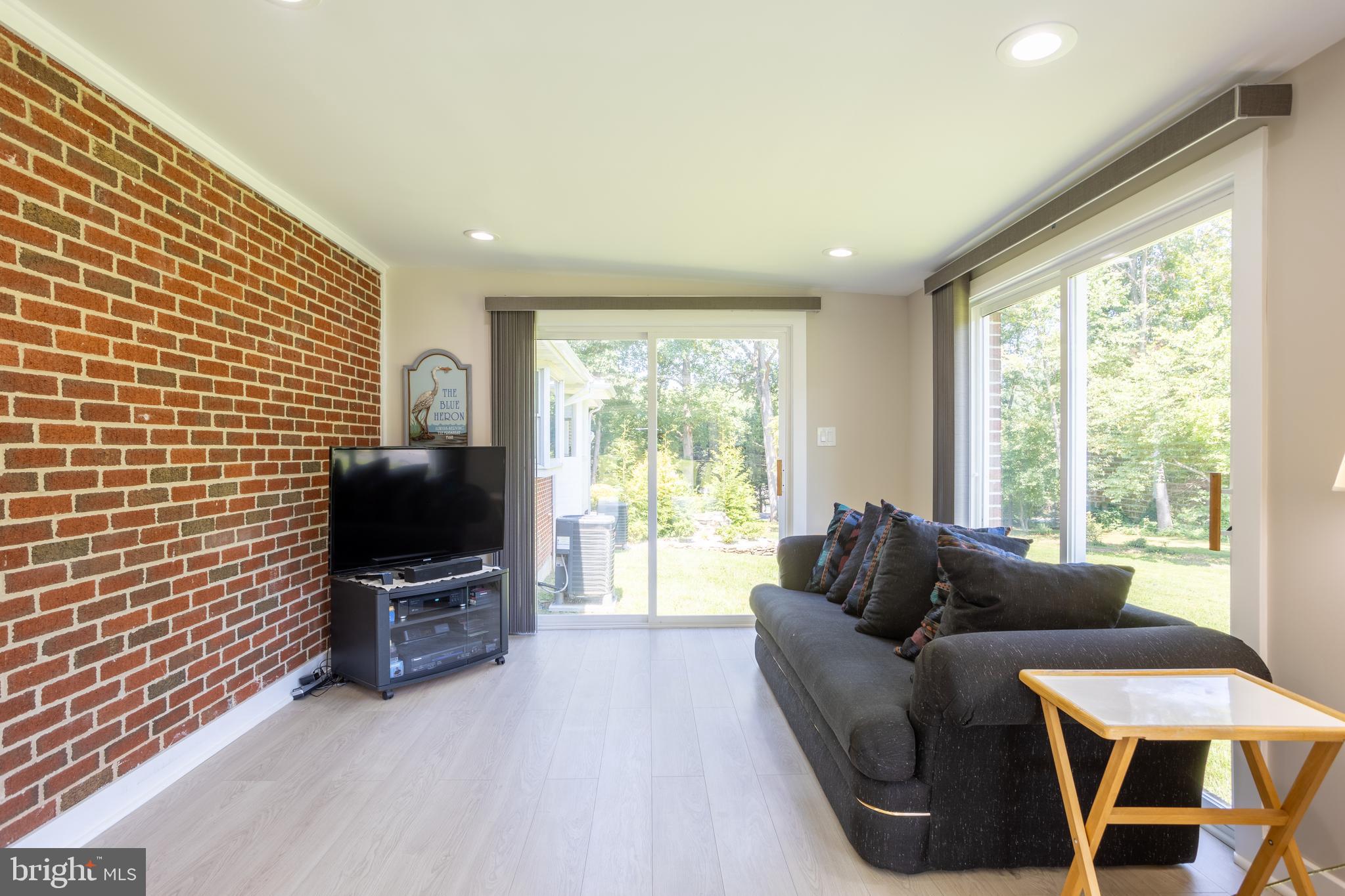 13829 Manor Glen Road Baldwin, MD 21013 - Photo 25 of 82 Sunroom