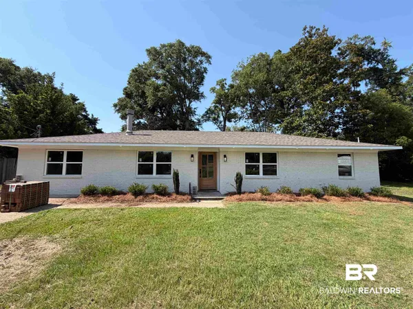 $599,000 | 29 Paddock Drive, Fairhope, AL 36532