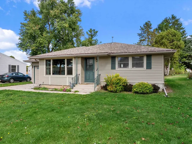 $215,000 | 944 Fond Du Lac Avenue, Sheboygan Falls, WI 53085