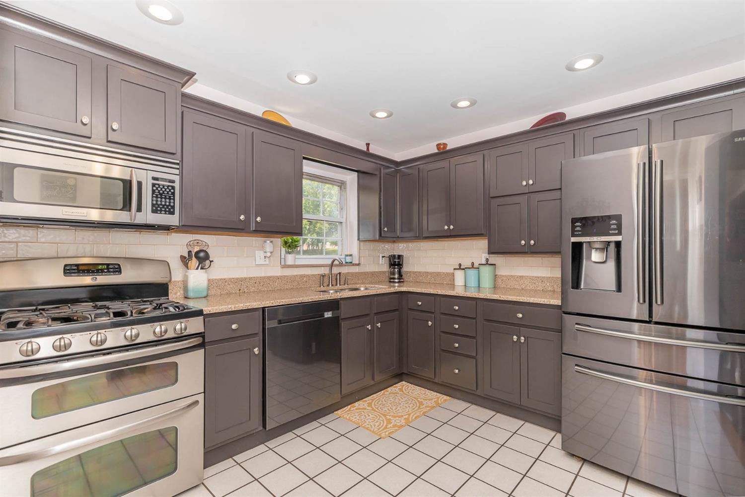 6374 Springdale Road Cincinnati, OH 45247 - Photo 14 of 40 Gallery Image 14