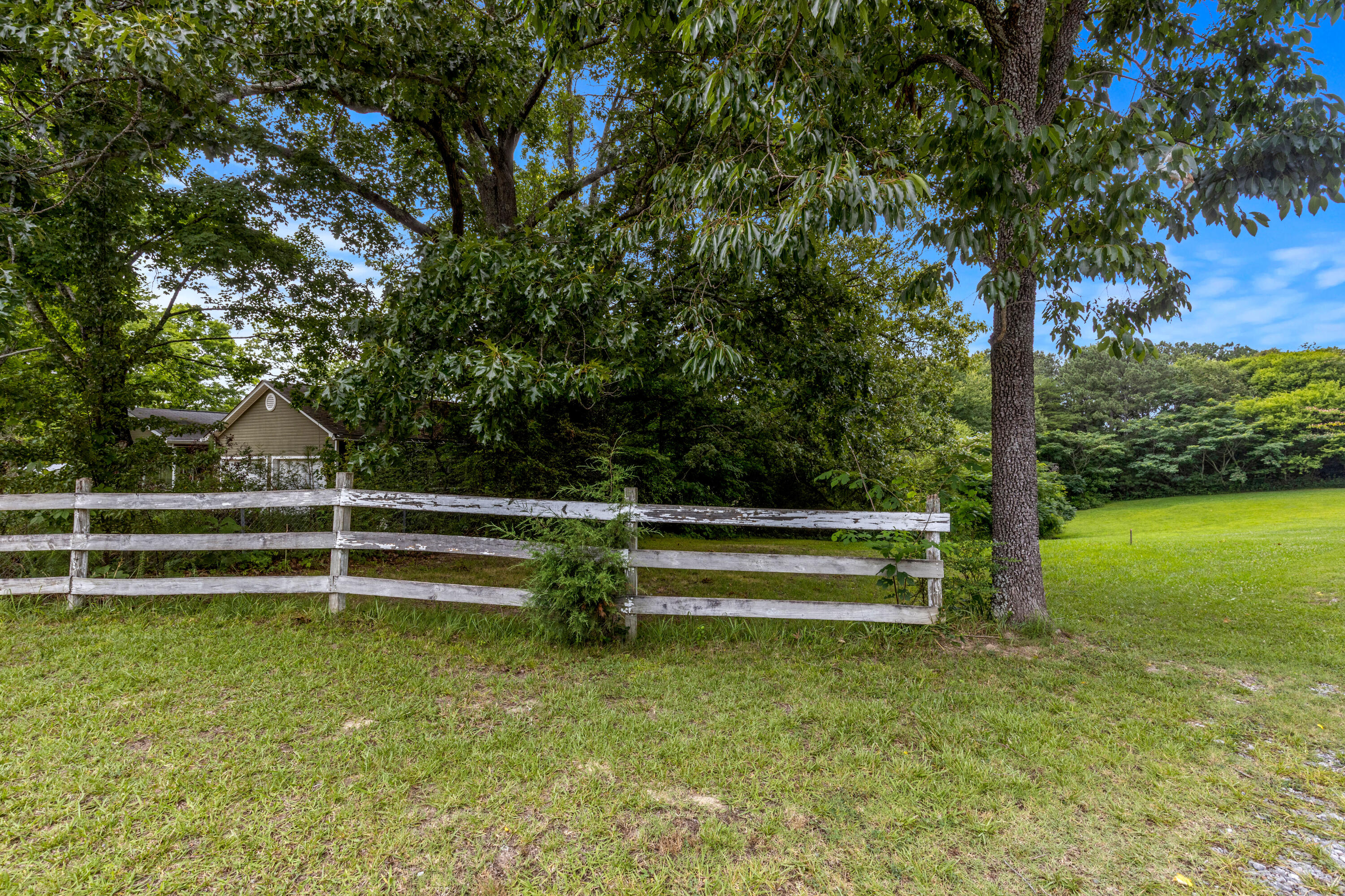 4475 Bates Pike Southeast Cleveland, TN 37323 - Photo 5 of 15 Bates-3