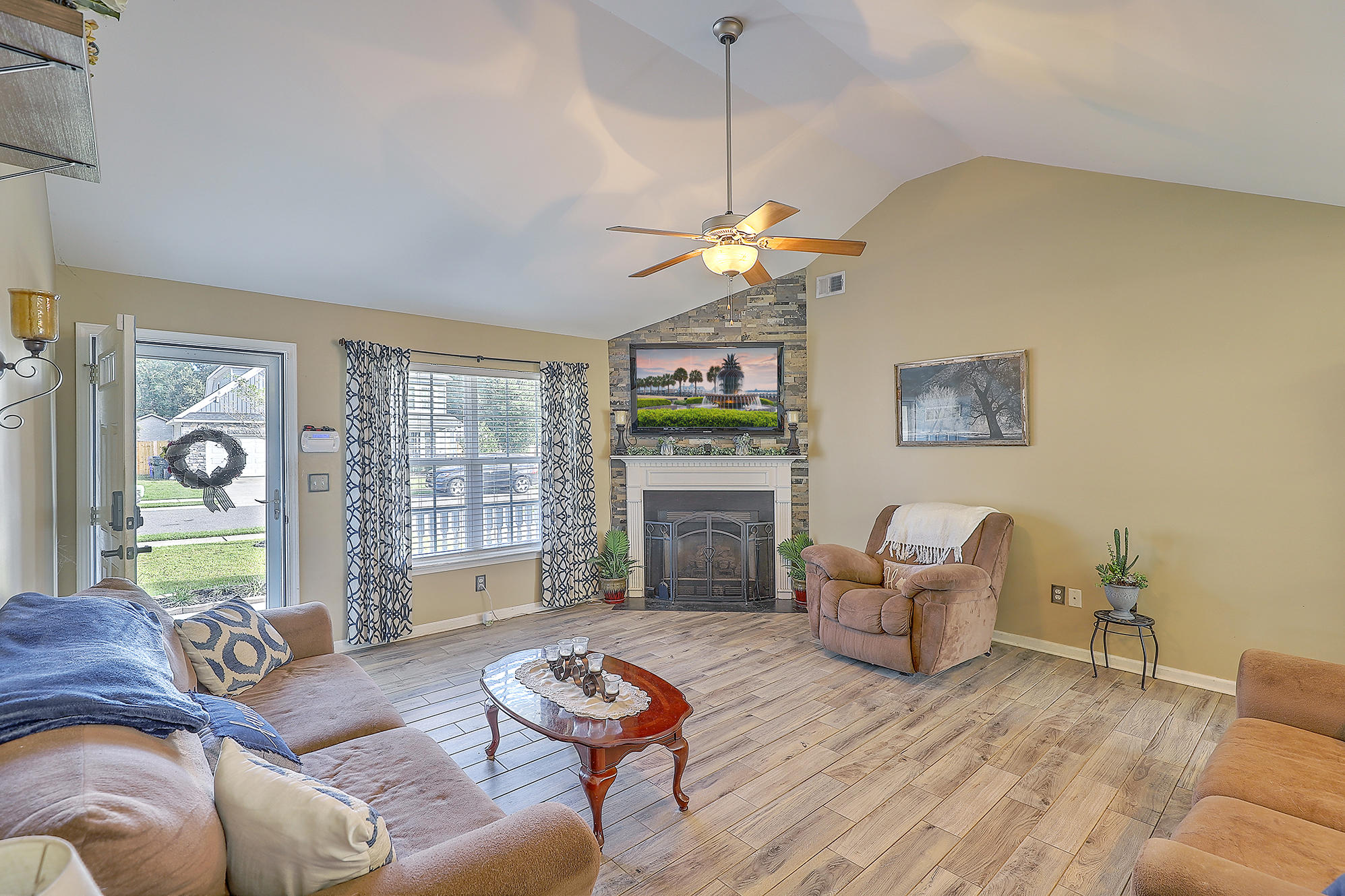 2092 Chilhowee Road Johns Island, SC 29455 - Photo 8 of 26 IMG_7980_1_2_3_4_5_6