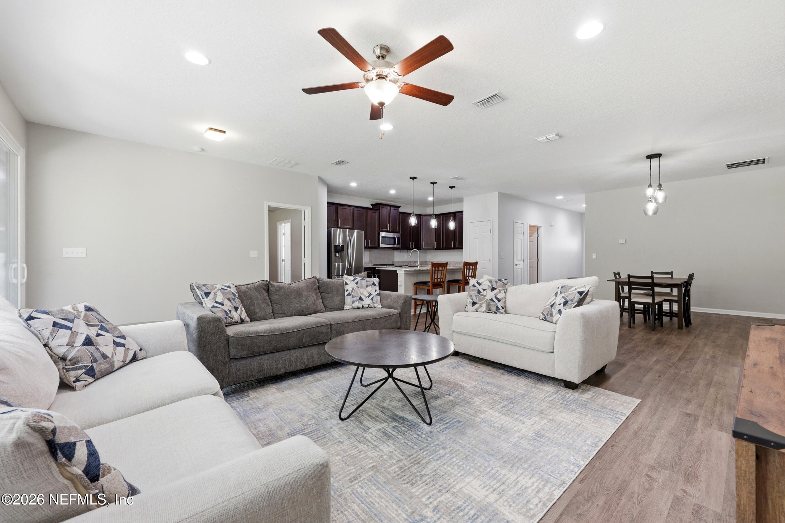 7598 Birdies Road Jacksonville, FL 32256 - Photo 8 of 23 The Real Estateographers__008