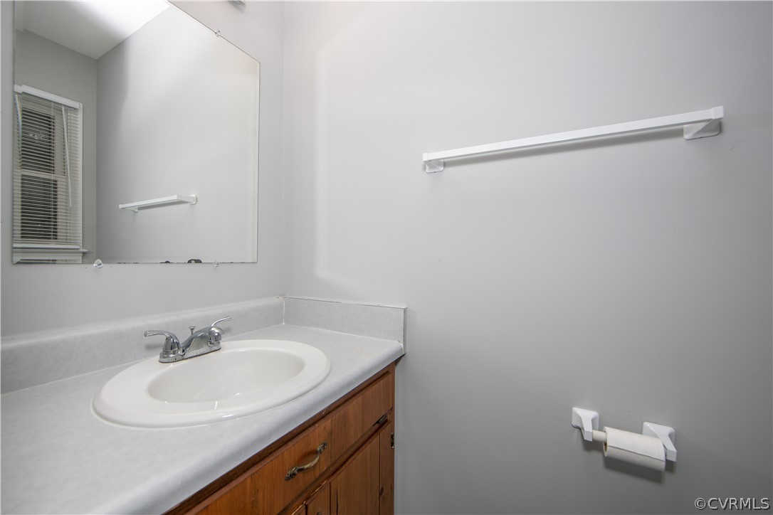 25404 Front Road Petersburg, VA 23803 - Photo 14 of 19 Gallery Image 14