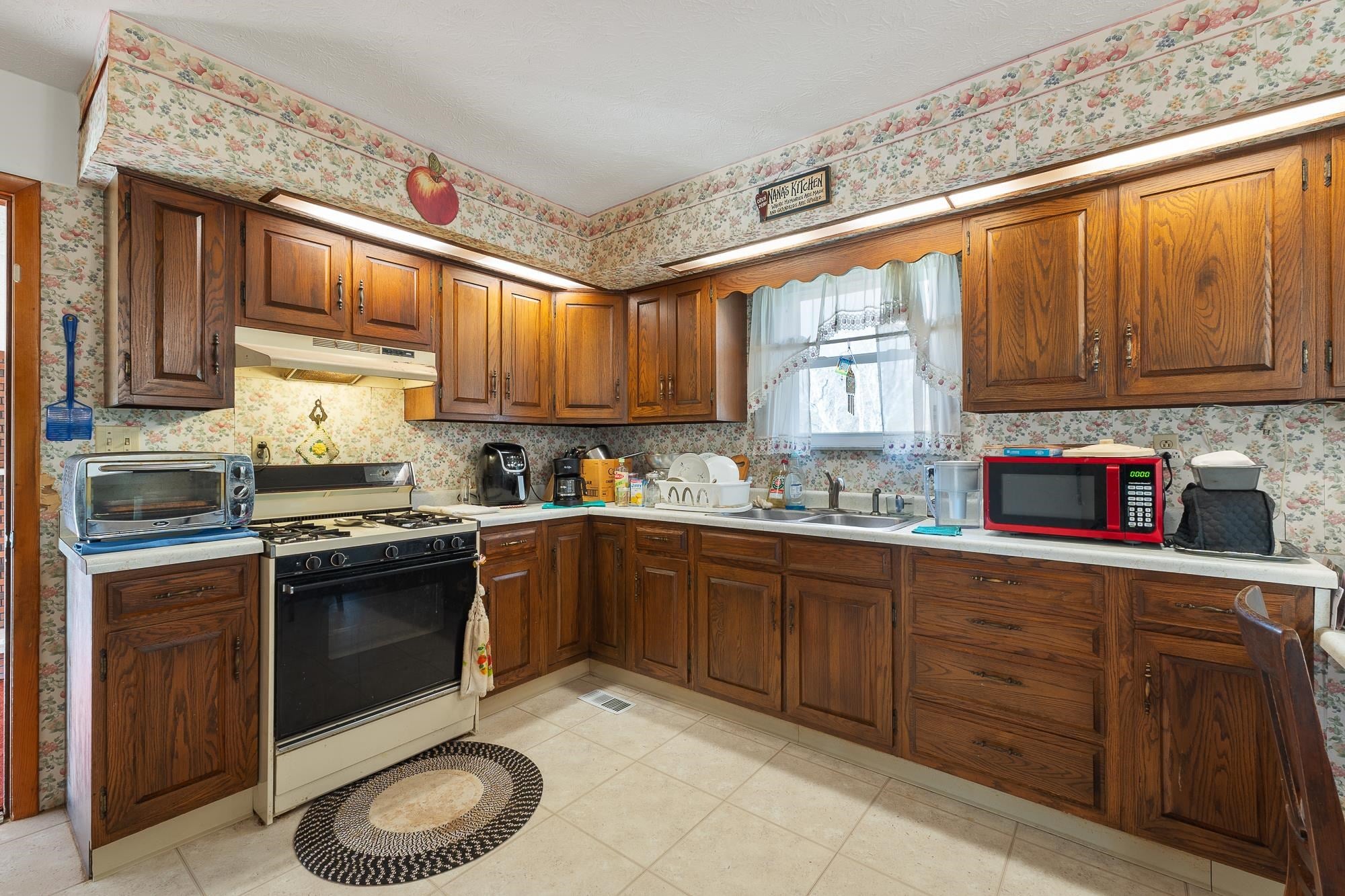 138 Rabbit Run Lane Huntington, WV 25702 - Photo 8 of 32 Gallery Image 8