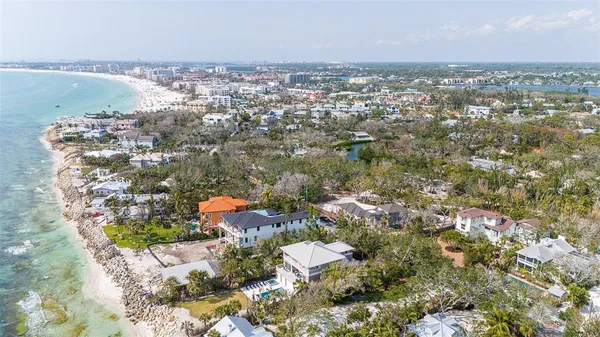 $16,000,000 | 7324 Point Of Rocks Road, Sarasota, FL 34242