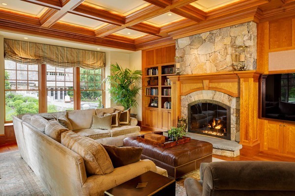 192 Claybrook Road Dover, MA 02030 - Photo 4 of 27