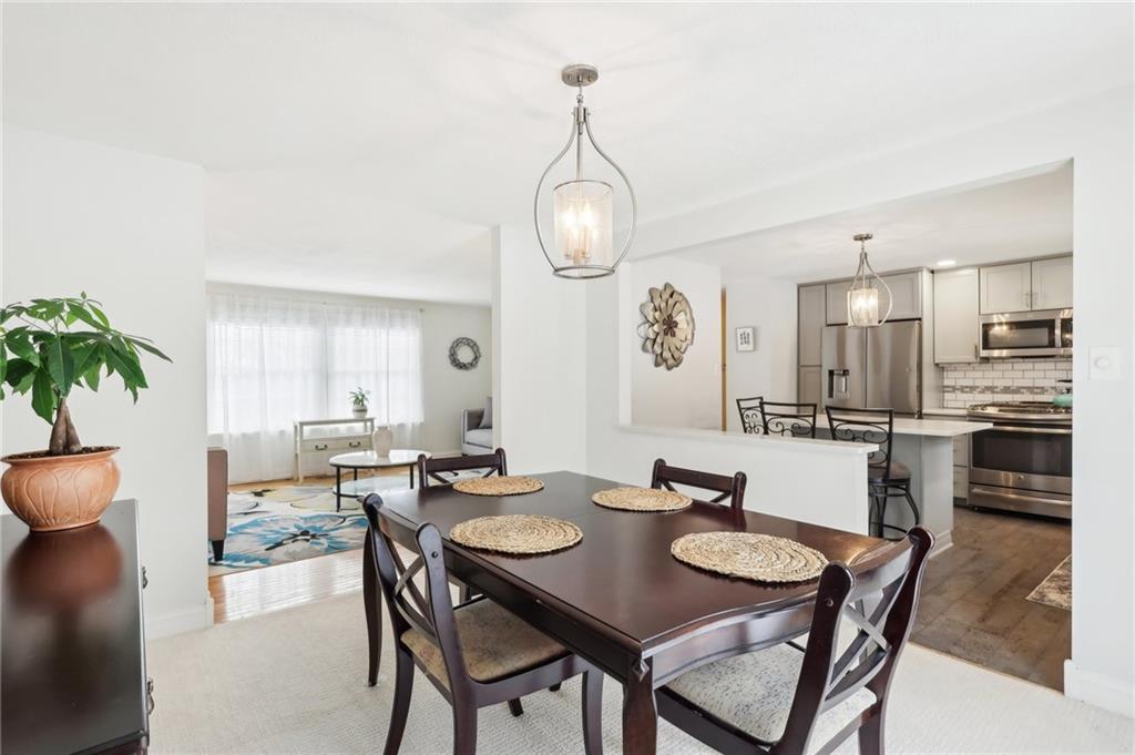 306 Ritter Road South Sewickley, PA 15143 - Photo 14 of 44 Dining Room