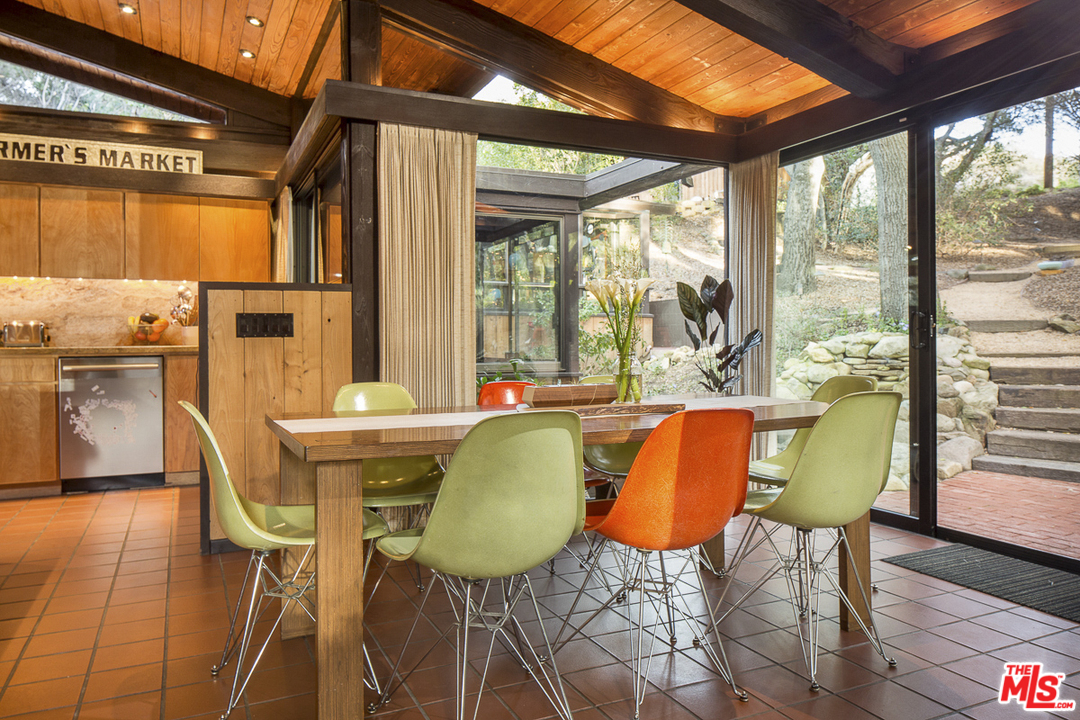 481 Cold Canyon Road Calabasas, CA 91302 - Photo 15 of 48