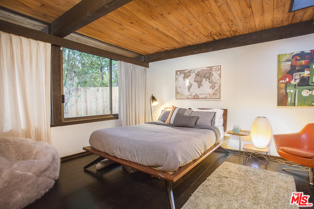 481 Cold Canyon Road Calabasas, CA 91302 - Photo 24 of 48