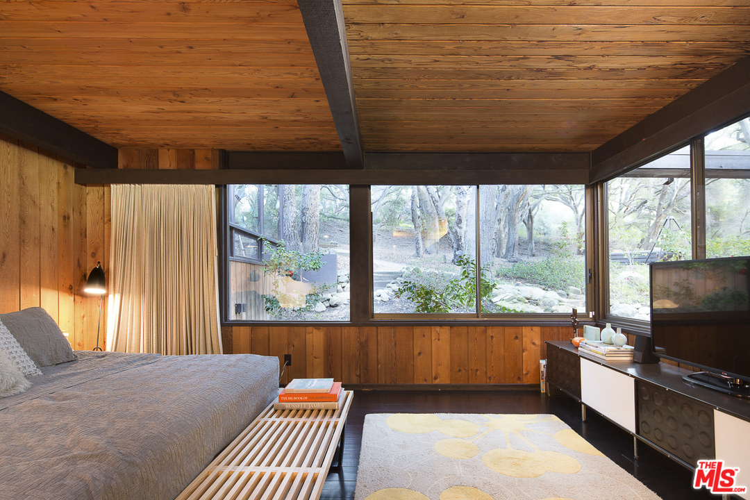 481 Cold Canyon Road Calabasas, CA 91302 - Photo 27 of 48