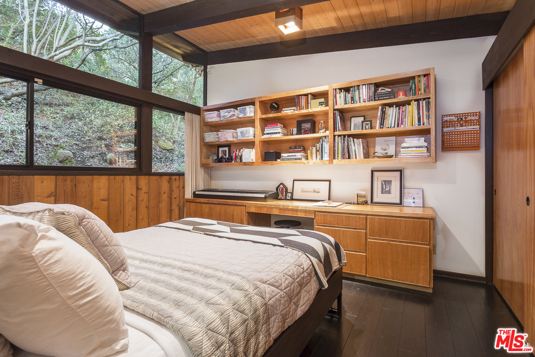 481 Cold Canyon Road Calabasas, CA 91302 - Photo 30 of 48