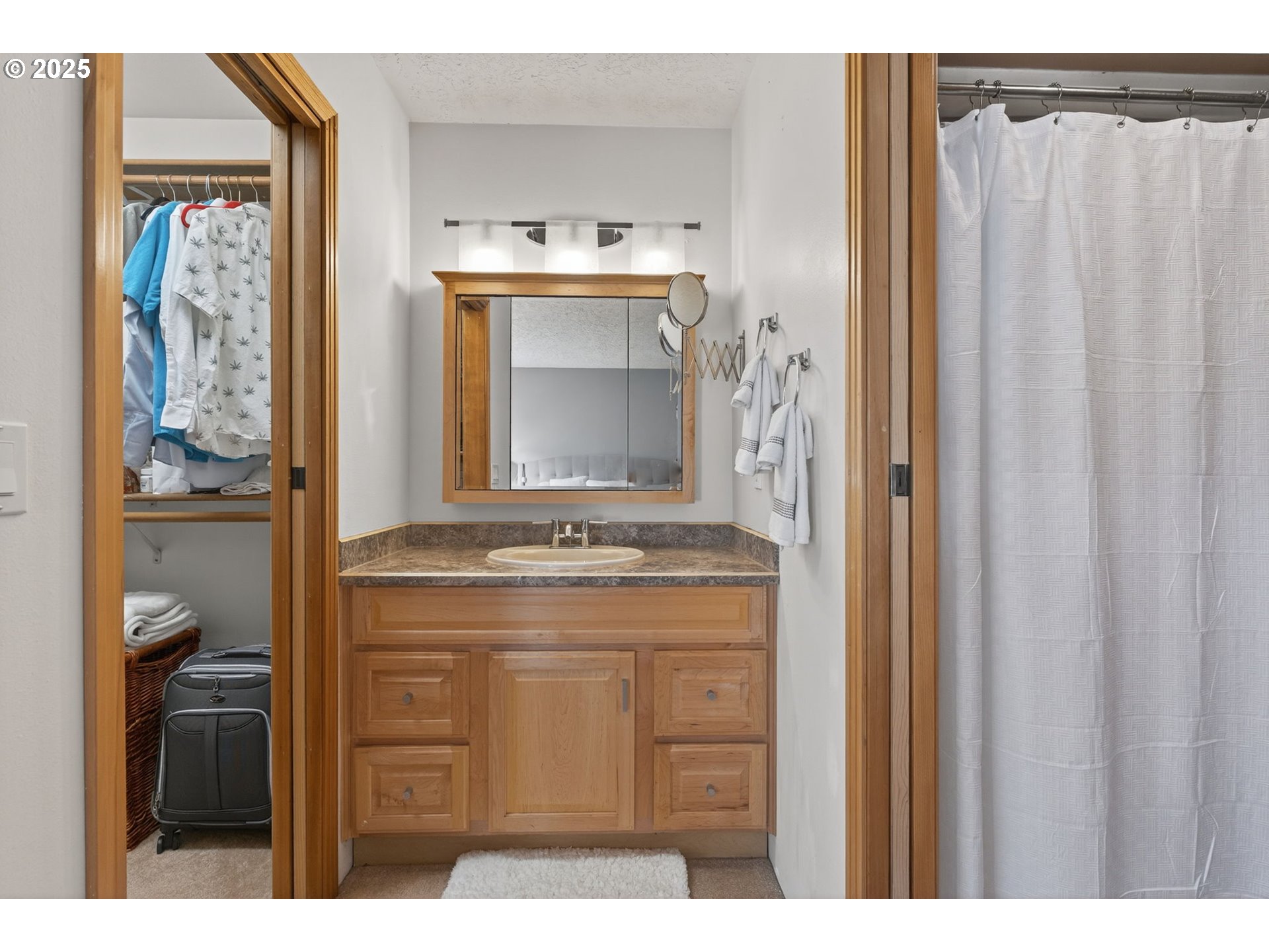 3327 Hillcrest Way Forest Grove, OR 97116 - Photo 10 of 42