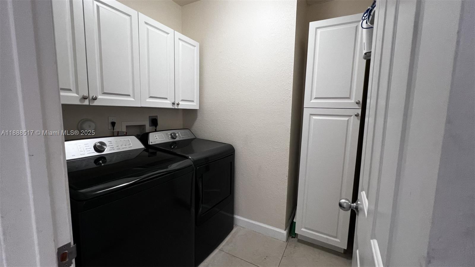 7567 Southwest 189th Street Cutler Bay, FL 33157 - Photo 25 of 54