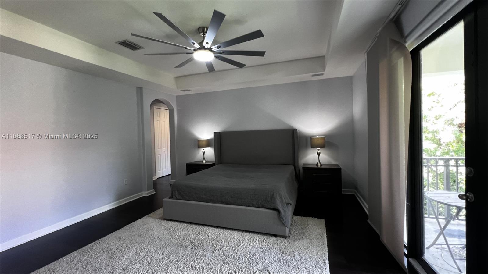 7567 Southwest 189th Street Cutler Bay, FL 33157 - Photo 34 of 54 Master Bath