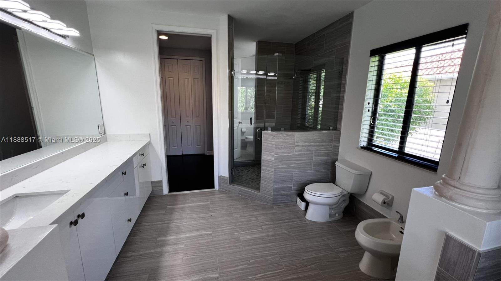 7567 Southwest 189th Street Cutler Bay, FL 33157 - Photo 40 of 54 Master Bath