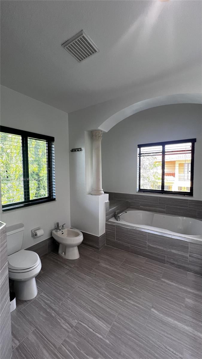 7567 Southwest 189th Street Cutler Bay, FL 33157 - Photo 43 of 54 Master Bath