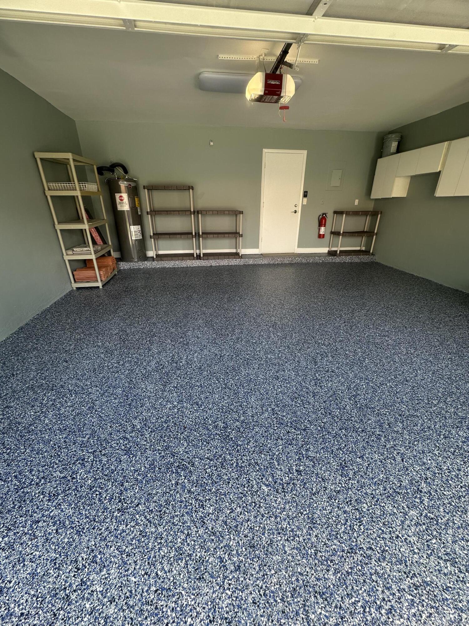 10458 Lake Vista Circle Boca Raton, FL 33498 - Photo 25 of 29 garage