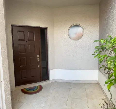 $4,250 | 10458 Lake Vista Circle, Boca Raton, FL 33498