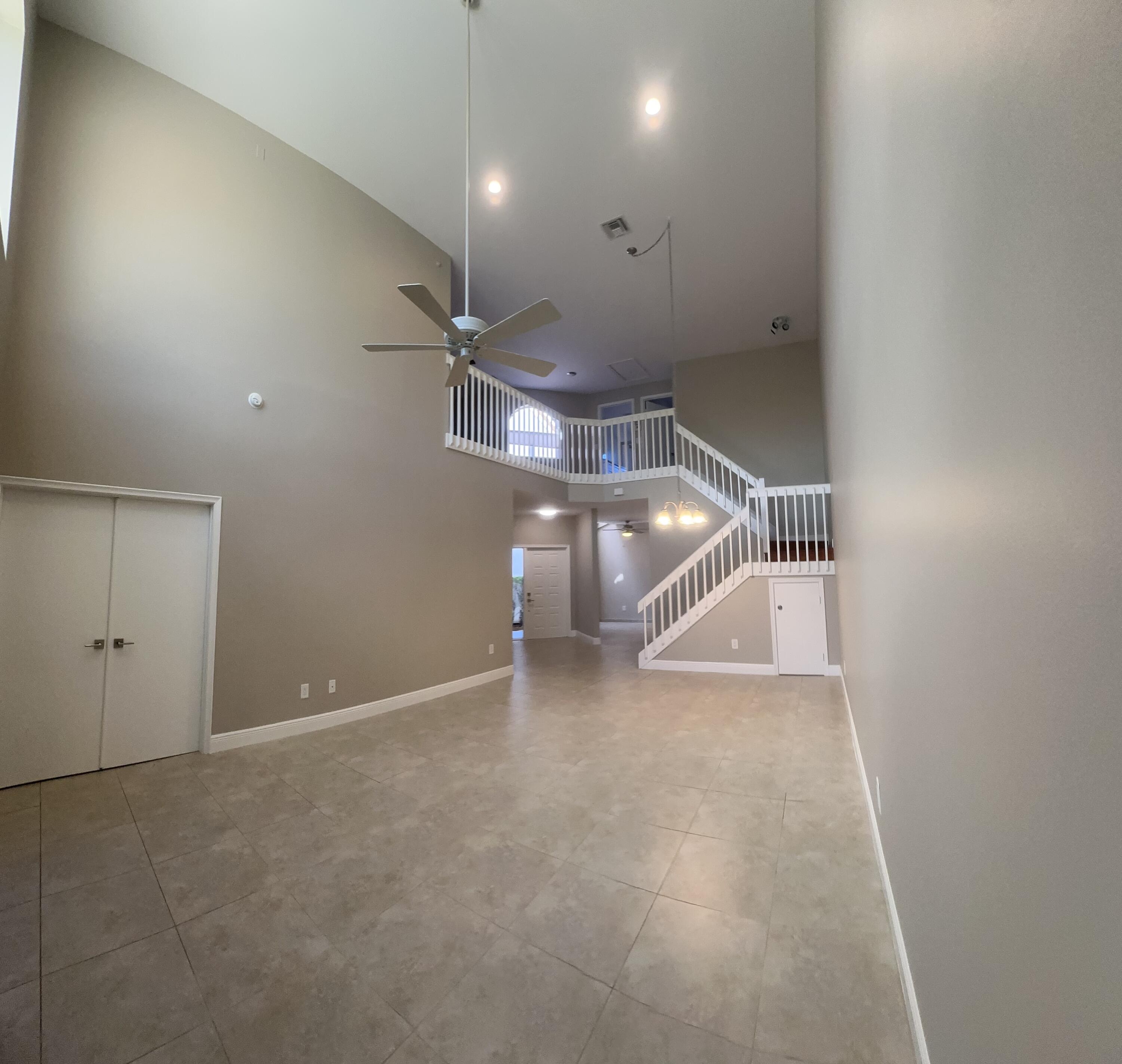 10458 Lake Vista Circle Boca Raton, FL 33498 - Photo 8 of 29 + great room