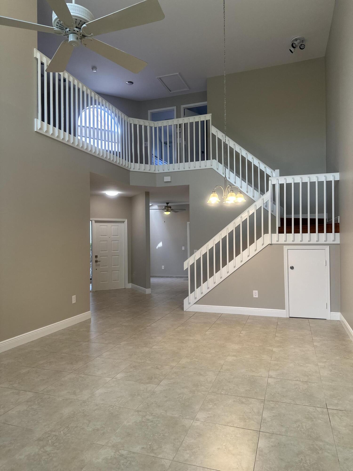 10458 Lake Vista Circle Boca Raton, FL 33498 - Photo 9 of 29 Dining room