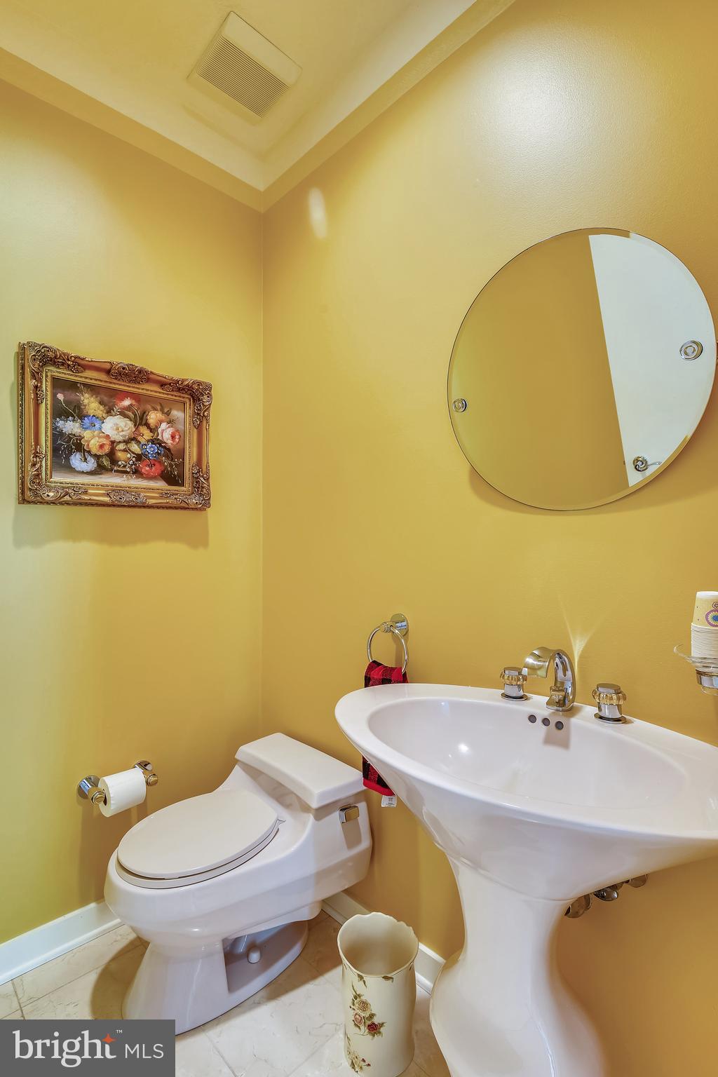 1623 Wyatts Ridge Road Crownsville, MD 21032 - Photo 16 of 45 MAIN LEVEL POWDER ROOM